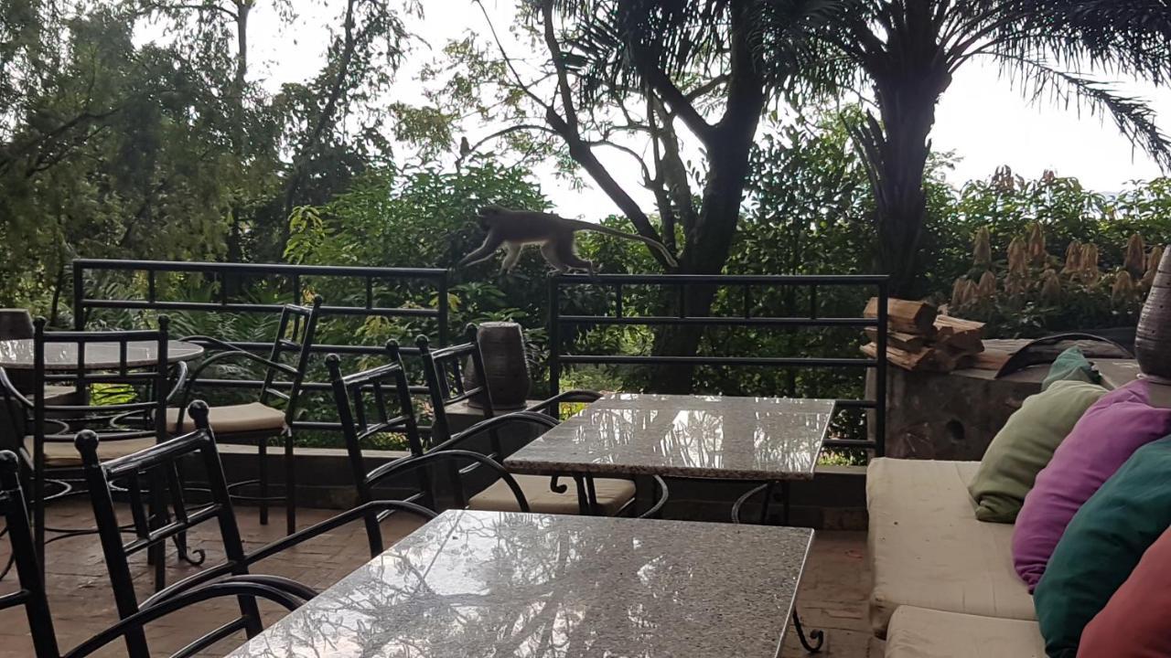 Kampala Forest Resort - Kfr Lodge Exterior foto